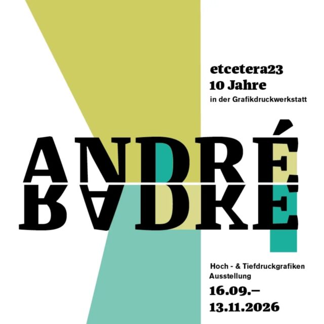 etcetera23 – 10 Jahre in der Grafikdruckwerkstatt

Wir feinen Jubiläum! André Radke zeigt vom 16.09. bis 13.11.2026 Hoch- & Tiefdruckgrafiken in der Grafikdruckwerkstatt im WERK 2 – und blickt auf zehn Jahre künstlerisches Arbeiten in dieser besonderen Werkstatt zurück.

✨ Linolschnitte, mehrfarbige Linoldrucke, Radierungen und Aquatinten – etcetera23's Werke bewegt sich zwischen abstrakter Kunst, Pflanzenmotiven und Landschaften. Auch Einflüsse von Streetart tauchen immer wieder in seinen Bildern auf. 

🥂 Eröffnung: Mittwoch, 16.09.2026, 19 Uhr 🎵 Mit Musik von Singer-Songwriterin ANNI

📍 Grafikdruckwerkstatt im WERK 2 Köcherstr. 132, 04277 Leipzig (Eingang über Windscheidstraße)
@werk2_grafikdruck @werk2leipzig 

🕐 Öffnungszeiten: Mo, Mi, Fr: 10–20 Uhr Di, Do: 10–19:30 Uhr (vormittags nach Anfrage)
(pm for private tour 😉)

Kommt vorbei – wir freuen uns auf euch! 👋

 #etcetera23 #Grafikdruckwerkstatt #WERK2 #Leipzig #Druckgrafik